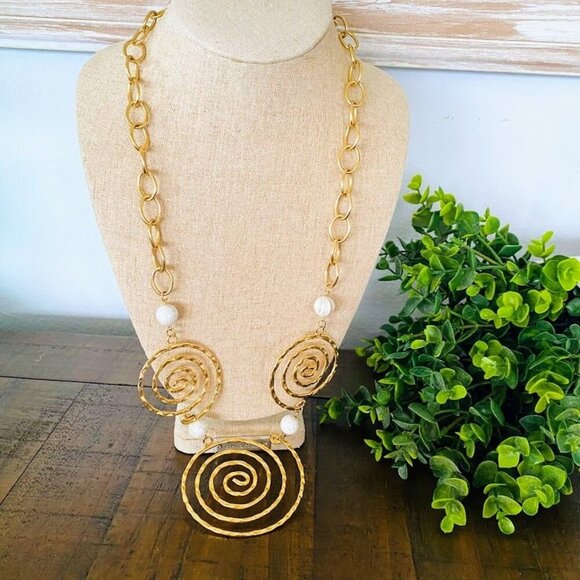 Vintage 70's Hammered Gold Spiral Chain Link Statement Necklace - Picture 5 of 6